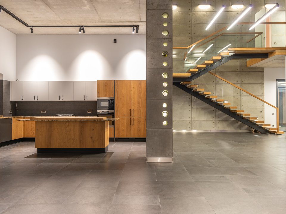 Source still: kitchen